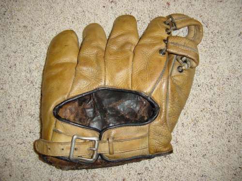 Earl Averill Noah's Ark G52 Back